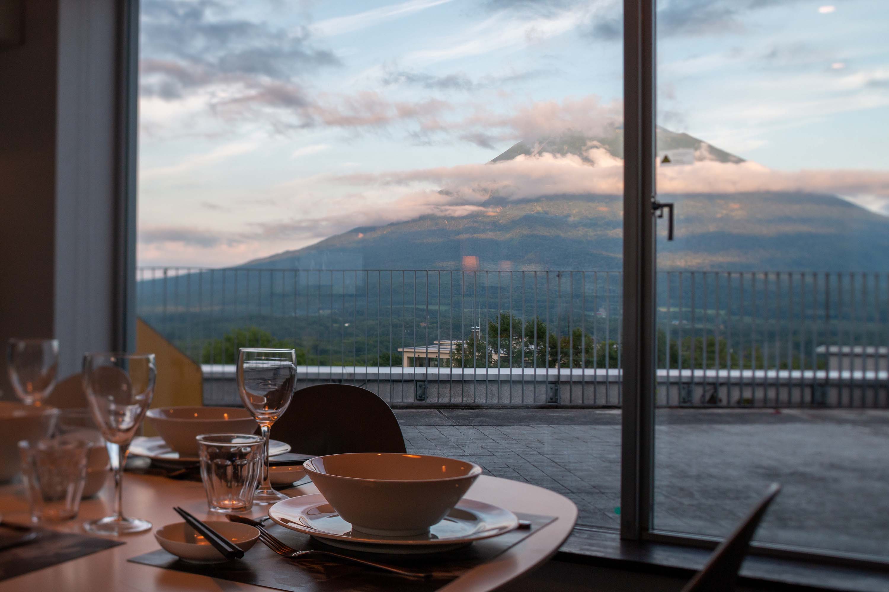 Kira Kira | H2 Group